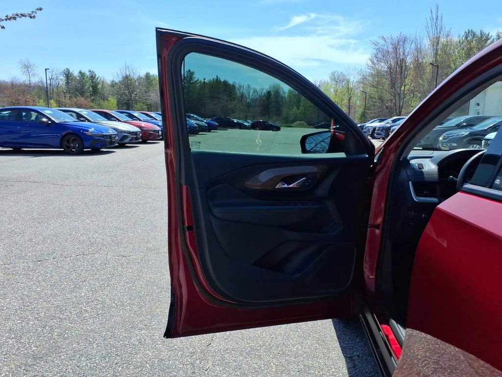 Used 2018 GMC Terrain SLE AWD/4WD image 18