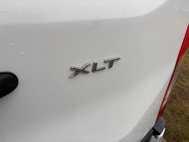 Used 2017 Ford Transit 350 XLT image 36