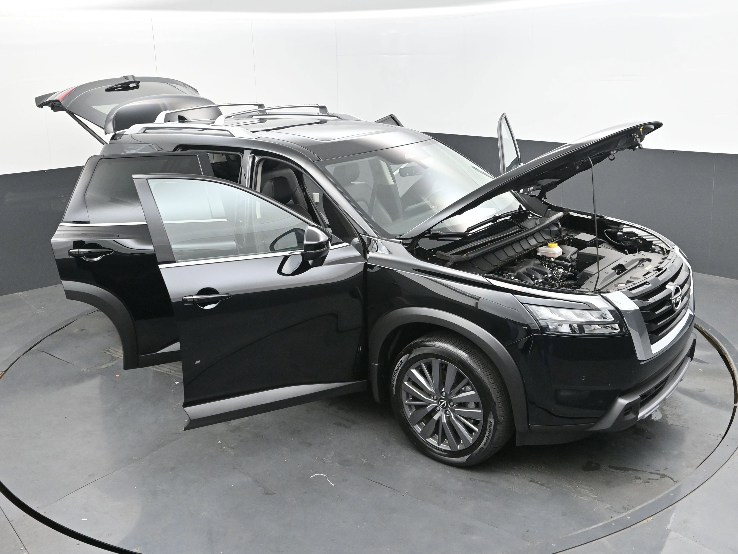 Used 2025 Nissan Pathfinder SL w/ SL Premium Package image 36