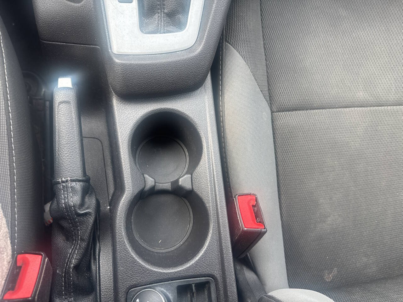 Used 2014 Ford Focus SE FWD image 40