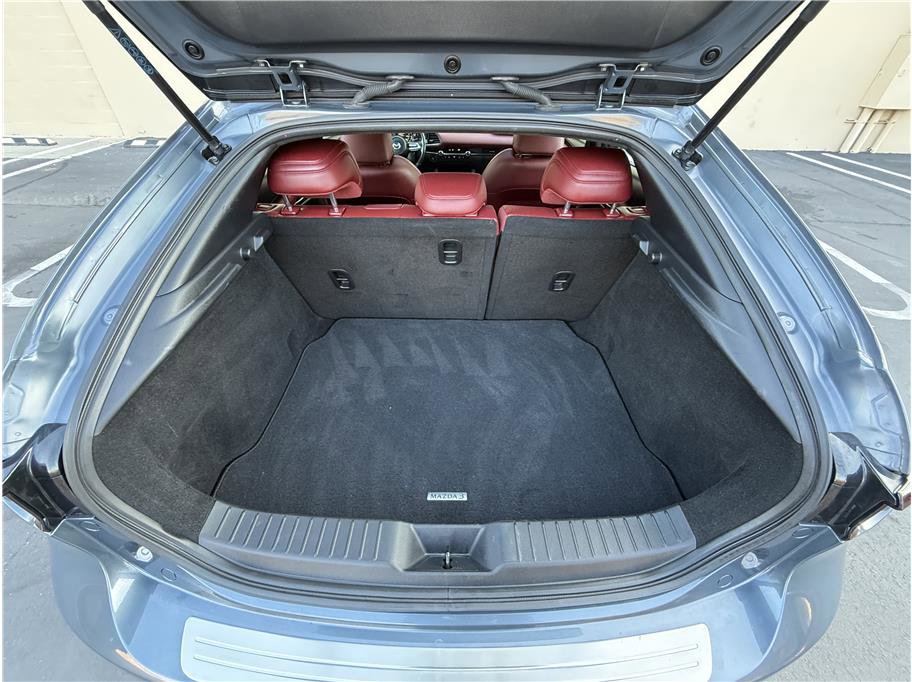 Used 2021 MAZDA MAZDA3 s image 18