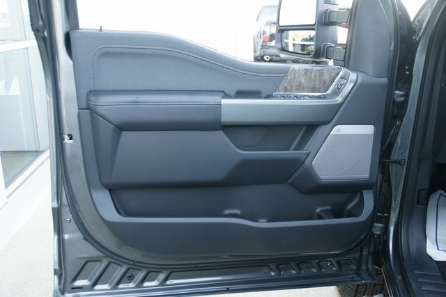 New 2026 Ford F350 Lariat image 17