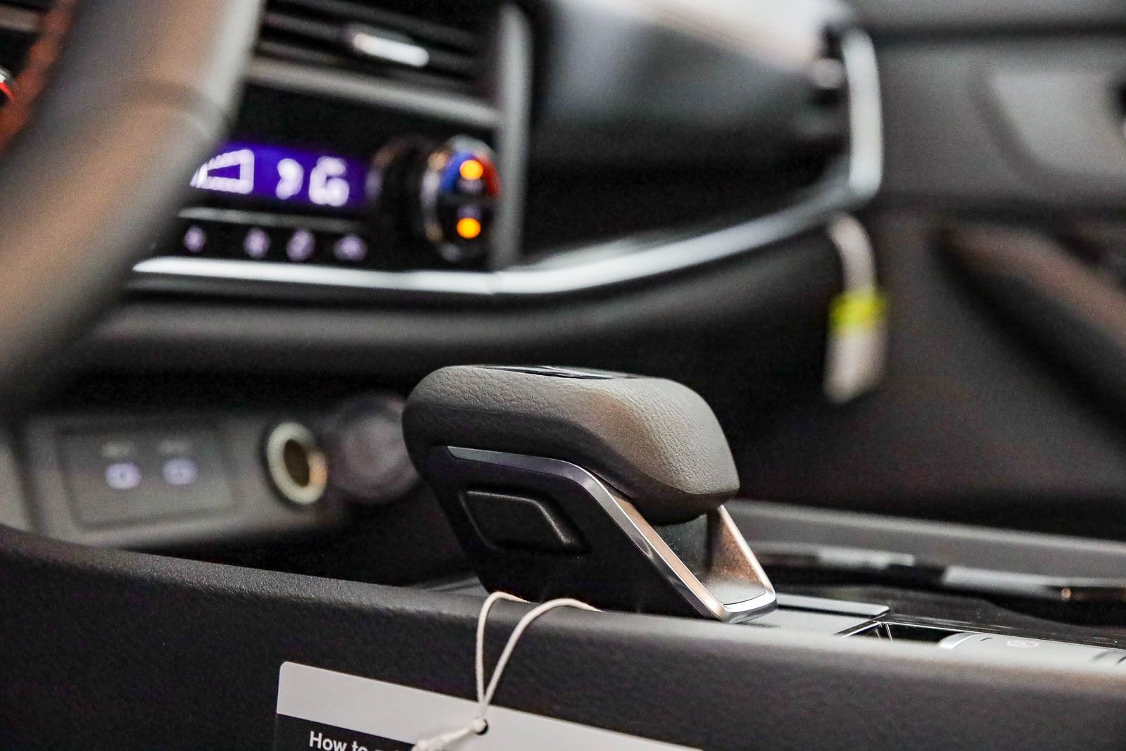 Certified 2025 Nissan Rogue SV image 26