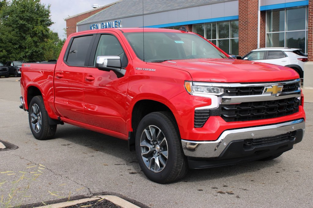 New 2026 Chevrolet Silverado 1500 LT w/ Safety Package AWD/4WD image 5