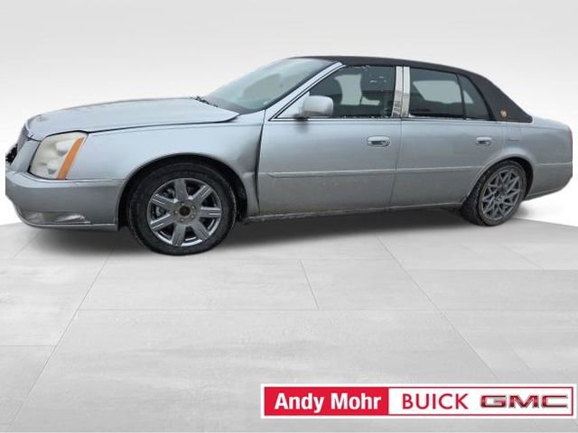 Used 2010 Cadillac DTS Premium w/ Driver Awareness Package image 10