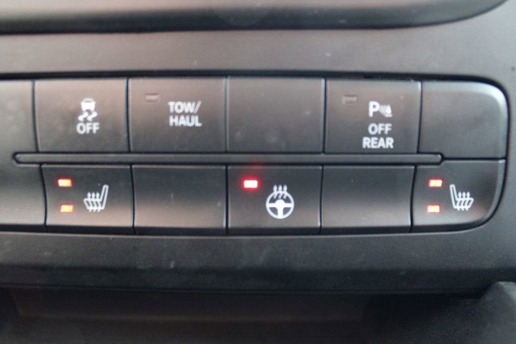 Used 2021 RAM 1500 Classic Warlock AWD/4WD image 13