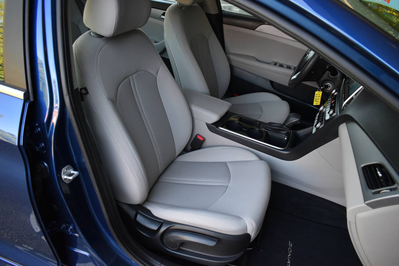 Used 2019 Hyundai Sonata ECO FWD image 19