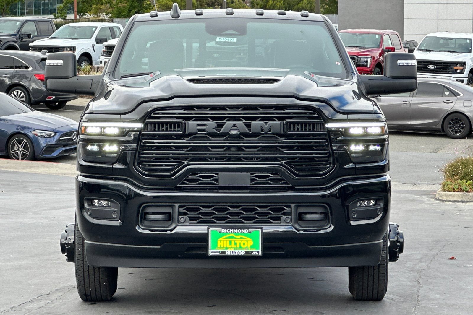 New 2026 RAM 3500 Laramie AWD/4WD image 9