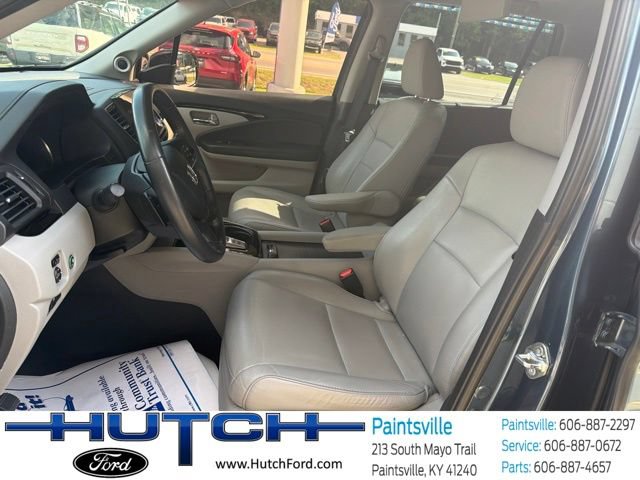 Used 2019 Honda Pilot Touring image 9