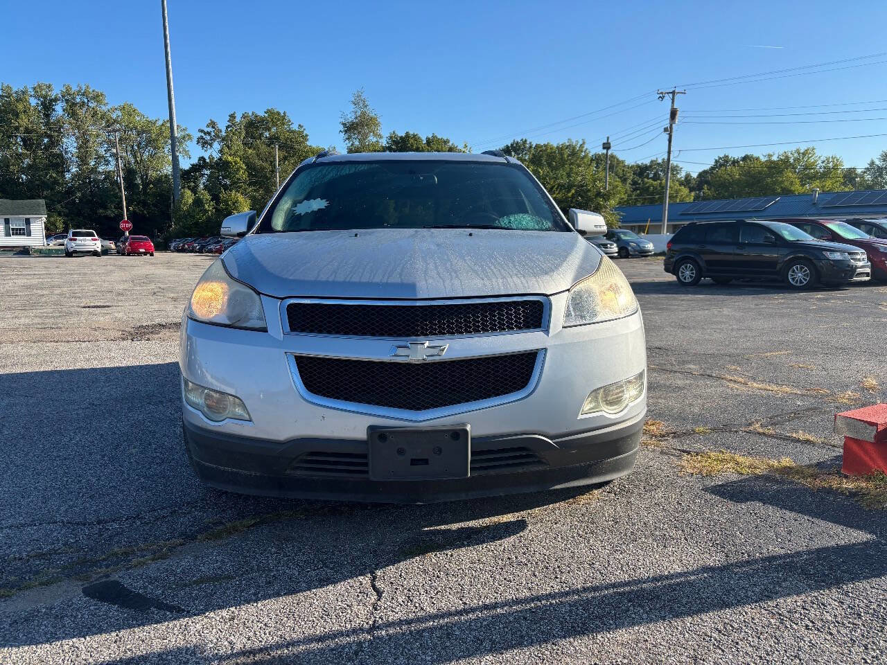 Used 2012 Chevrolet Traverse LT image 2