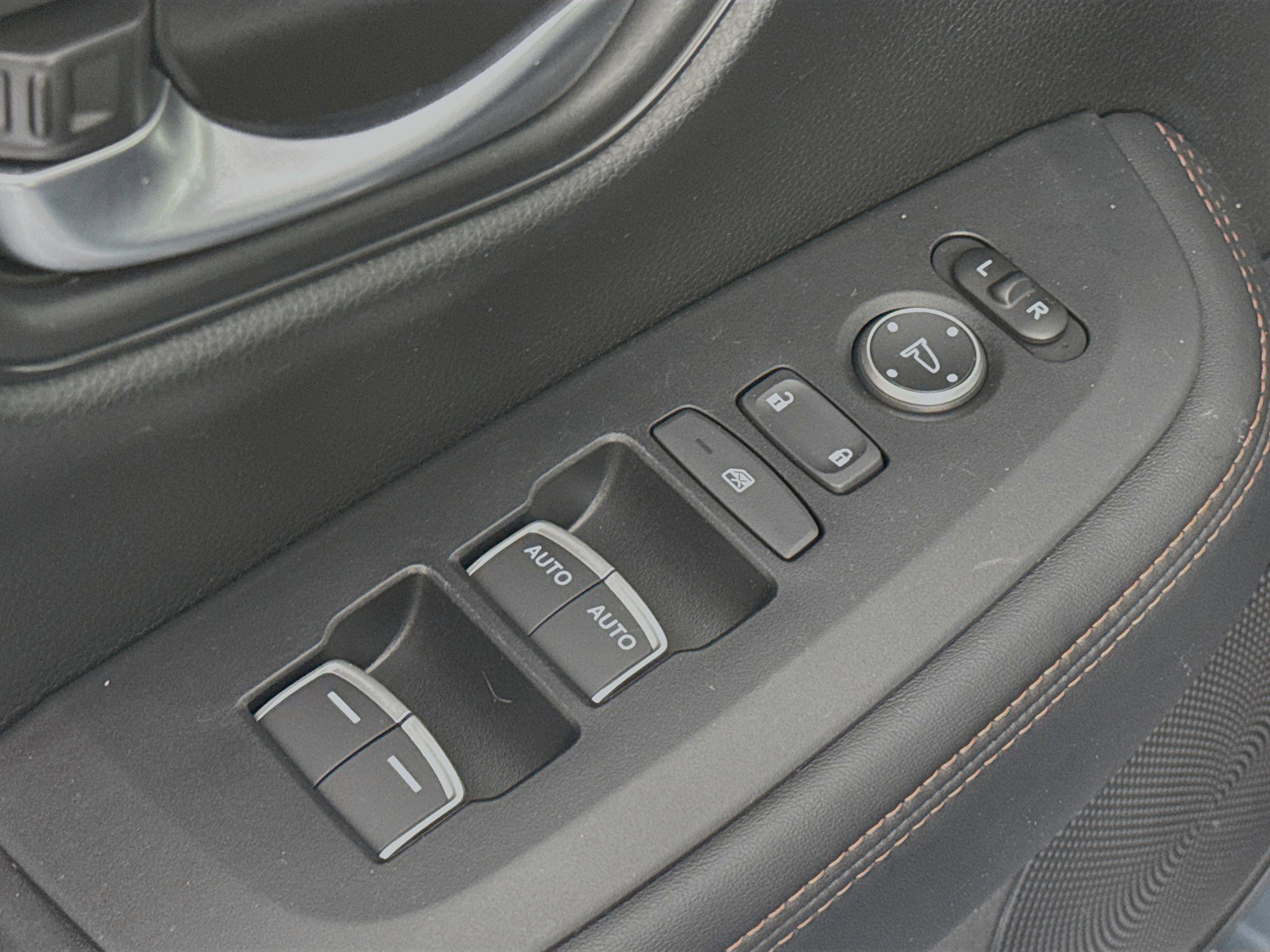 Certified 2024 Honda HR-V Sport image 17