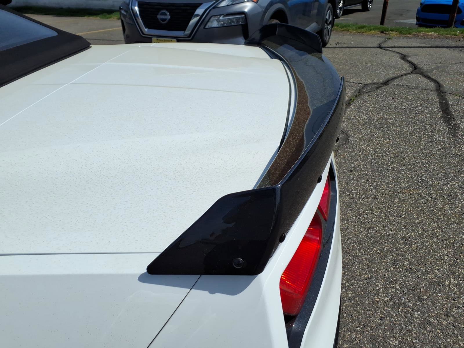 Used 2016 Chevrolet Corvette Stingray Convertible w/ 2LT Preferred Equipment Group image 10