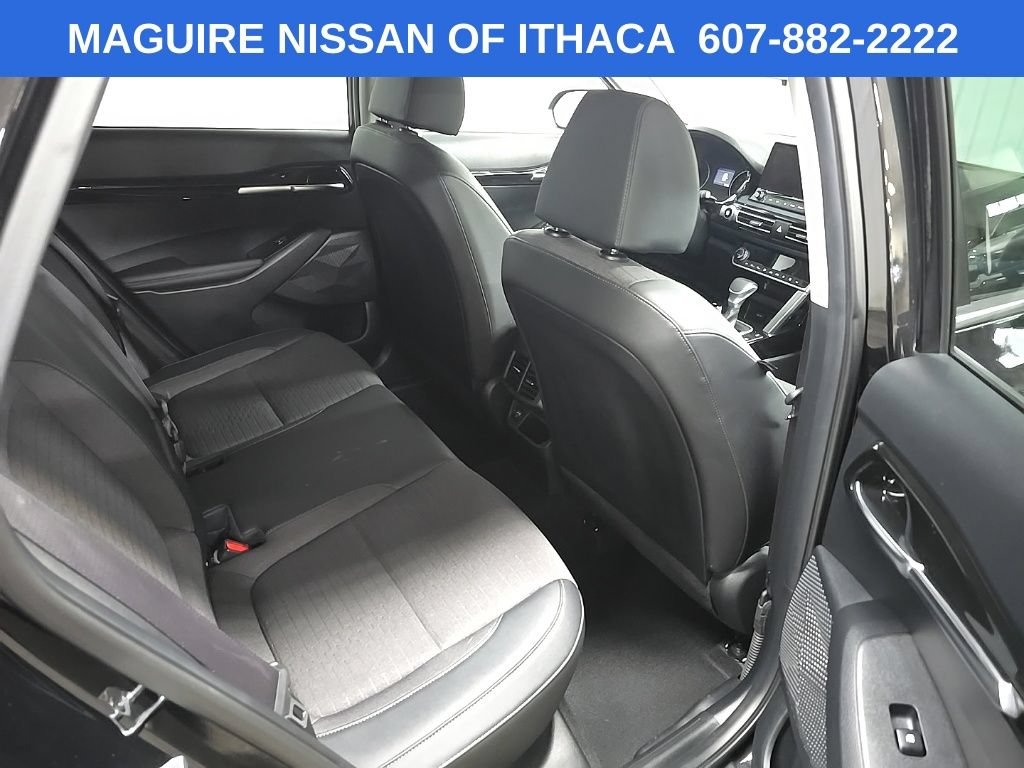 Used 2023 Kia Seltos S w/ Navigation Package AWD/4WD image 17