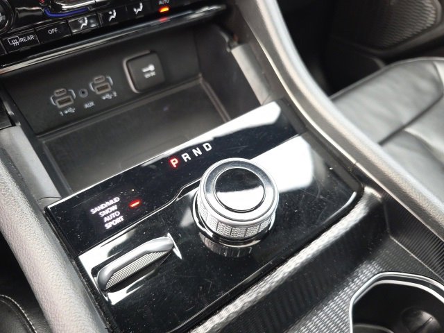 Used 2024 Jeep Grand Cherokee L Limited w/ Luxury Tech Group II image 32