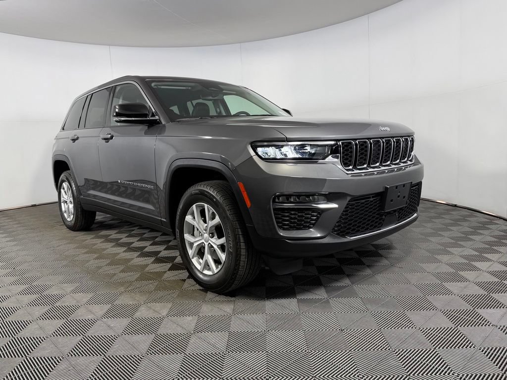 Certified 2023 Jeep Grand Cherokee Limited AWD/4WD image 5
