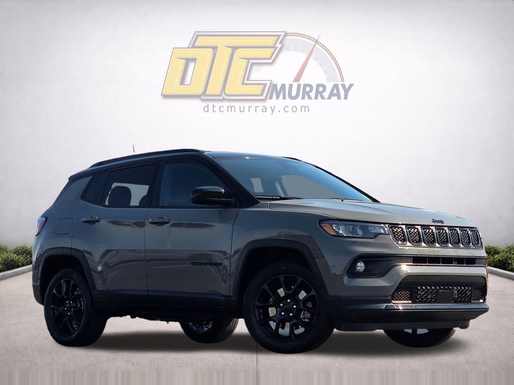 Used 2023 Jeep Compass Latitude AWD/4WD image 34