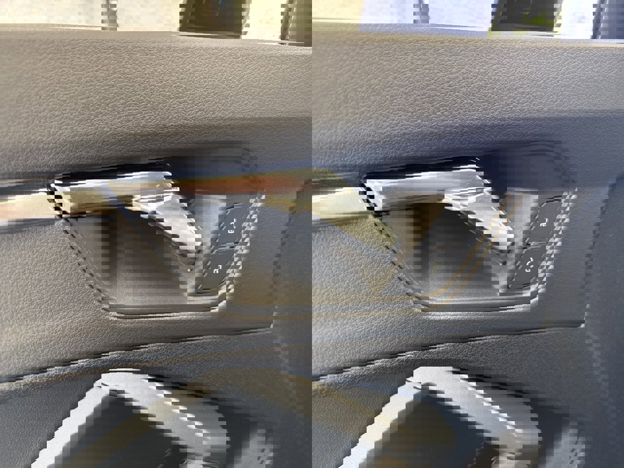 New 2025 Audi Q3 2.0T Premium Plus image 40