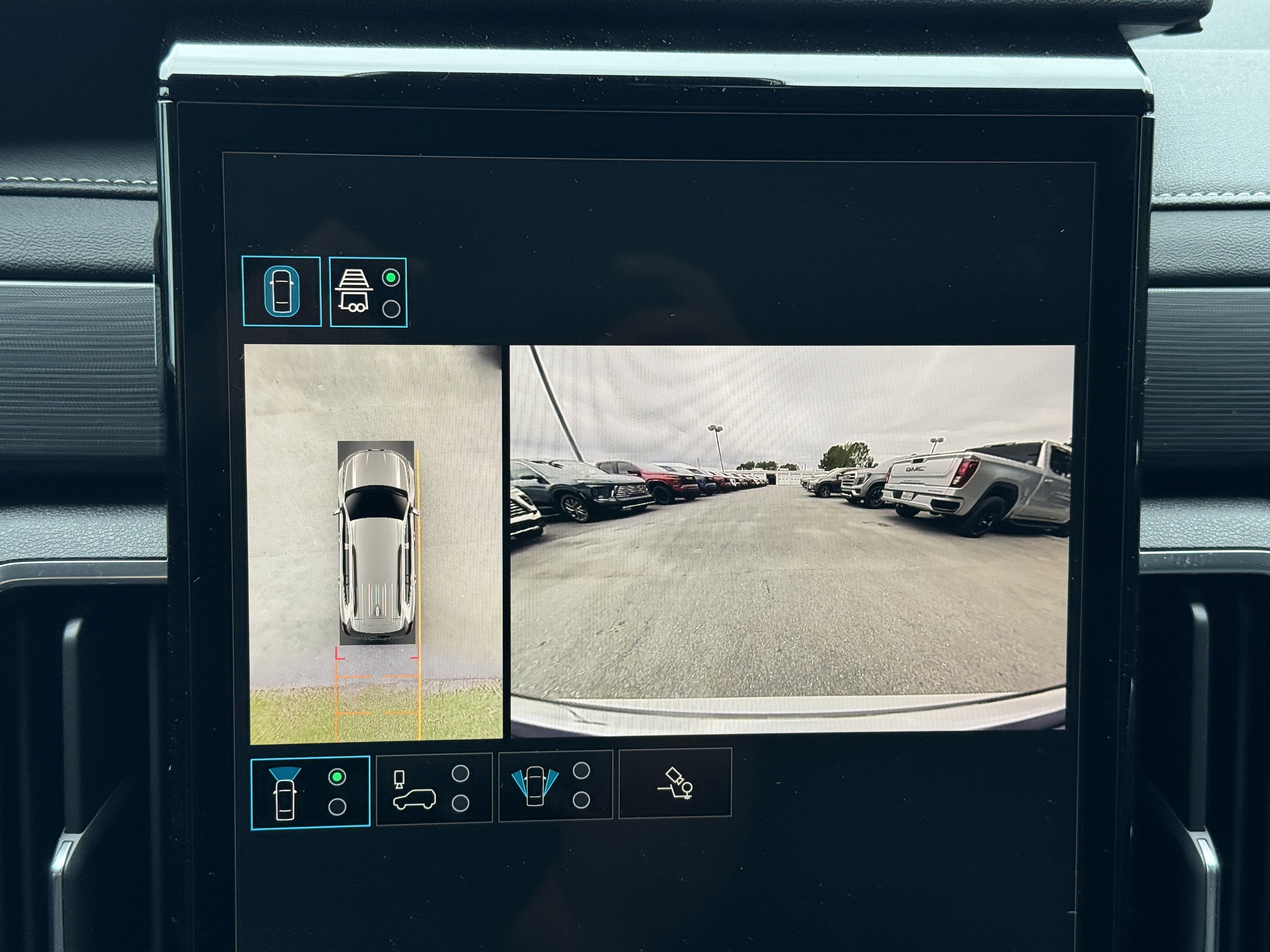 New 2026 GMC Acadia Elevation image 34