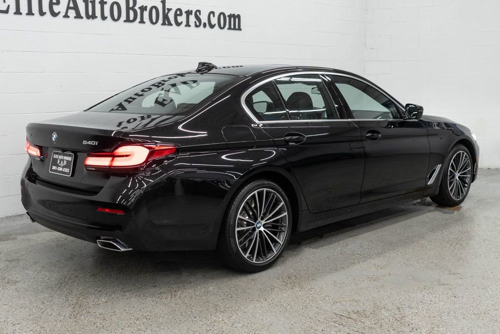 Used 2023 BMW 540i xDrive w/ Premium Package AWD/4WD image 41