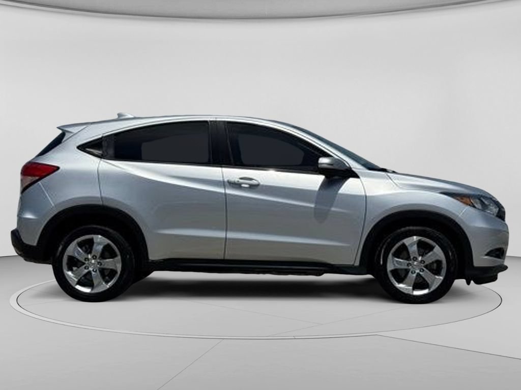 Used 2016 Honda HR-V EX image 32