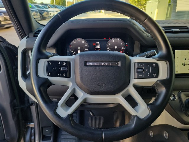 Certified 2024 Land Rover Defender 110 S AWD/4WD image 20