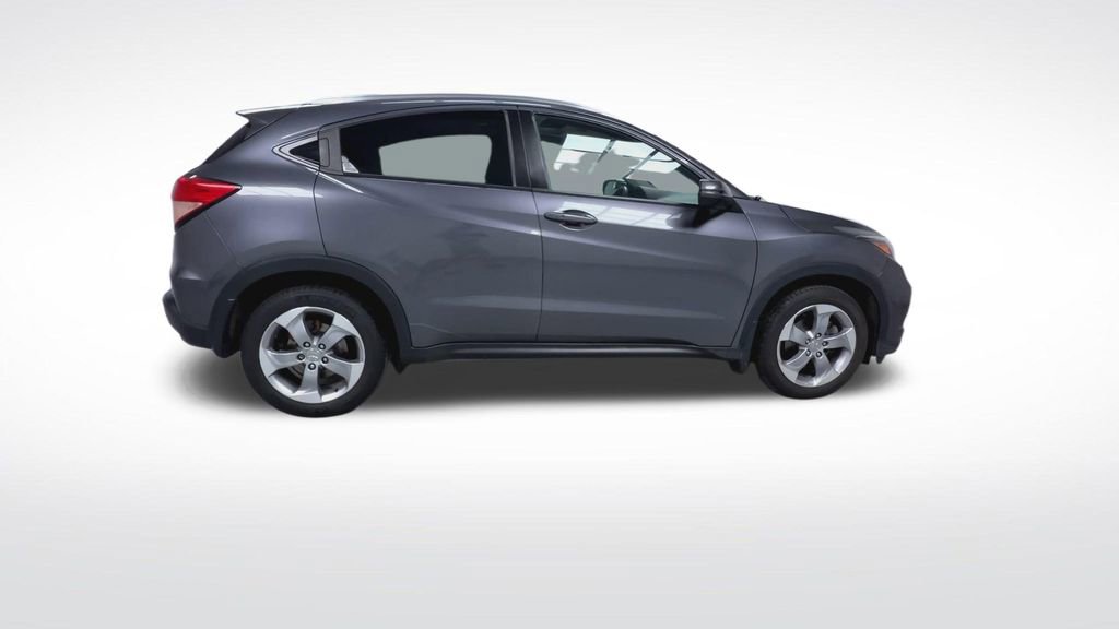 Used 2017 Honda HR-V EX-L image 9