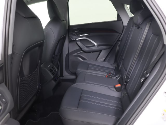 New 2026 Audi Q5 Premium Plus AWD/4WD image 15
