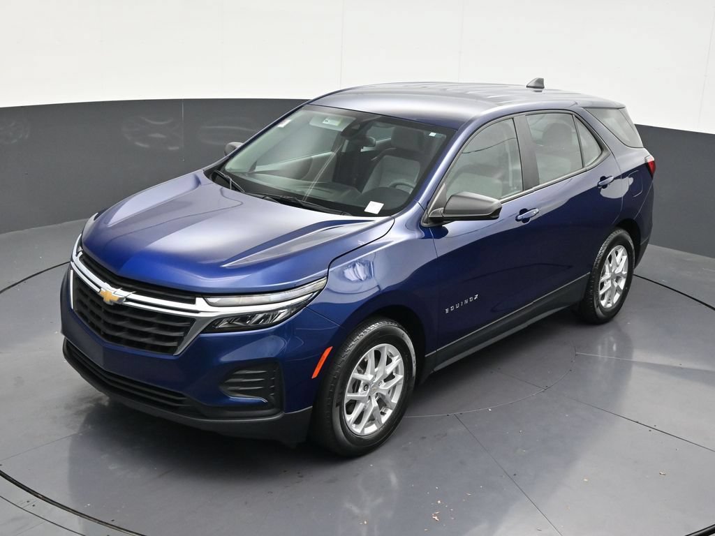 Used 2023 Chevrolet Equinox LS FWD image 10