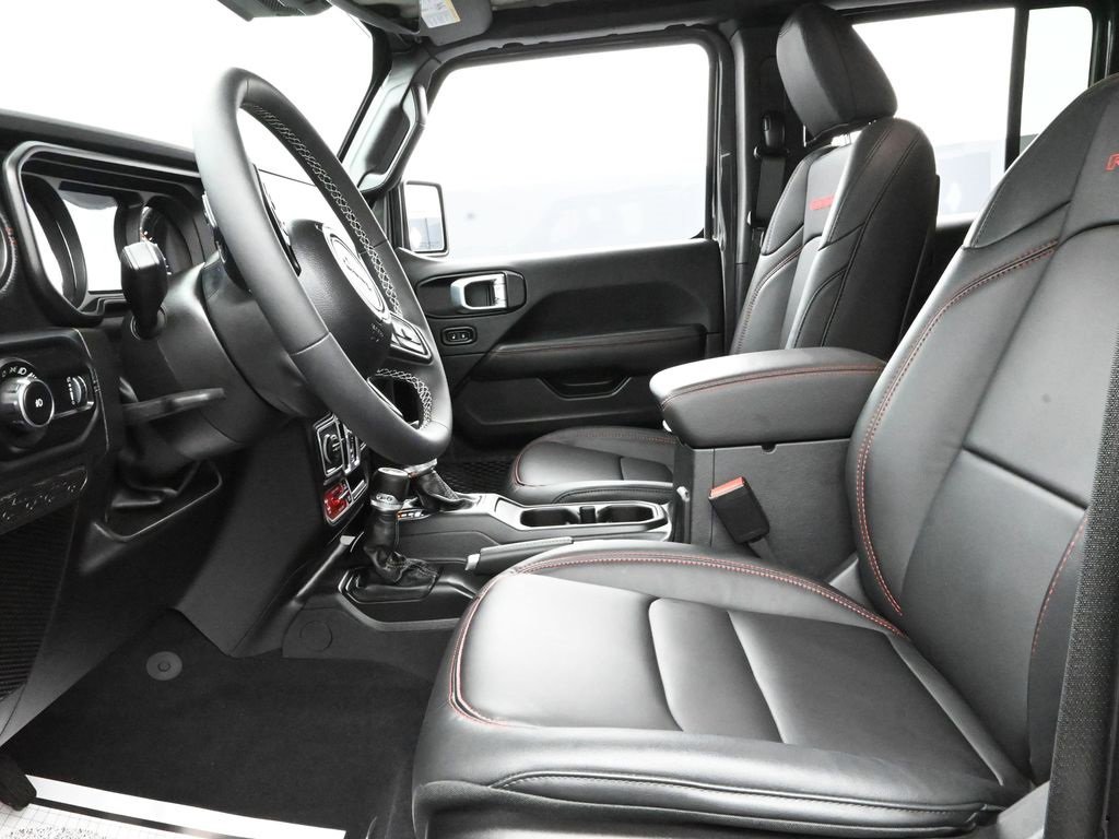 Certified 2025 Jeep Wrangler Unlimited Rubicon image 11