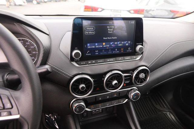 Used 2024 Nissan Sentra SV FWD image 15