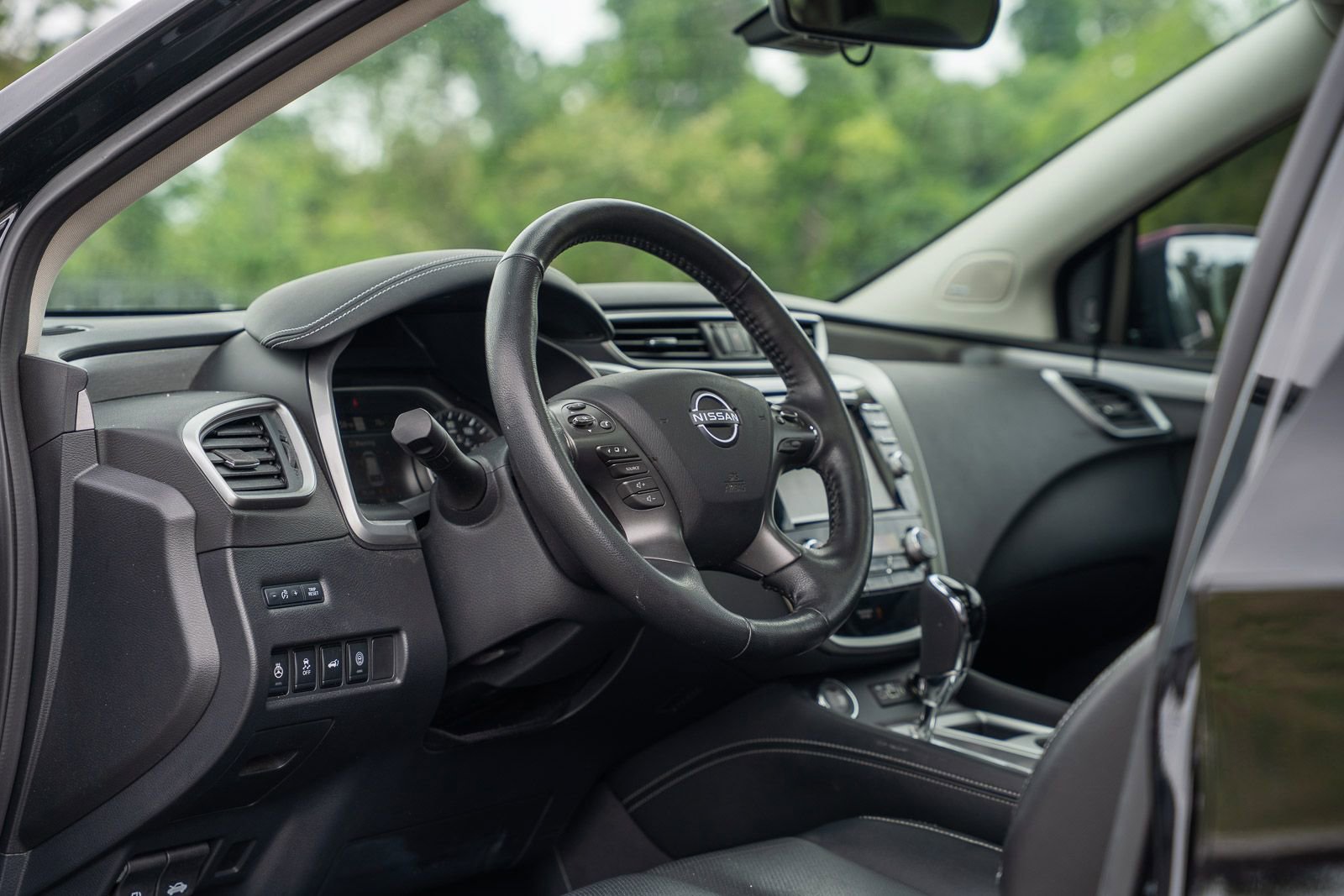 Used 2024 Nissan Murano SL FWD image 18