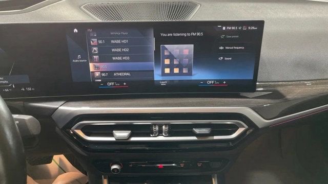 Used 2023 BMW i4 eDrive35 w/ Premium Package image 17