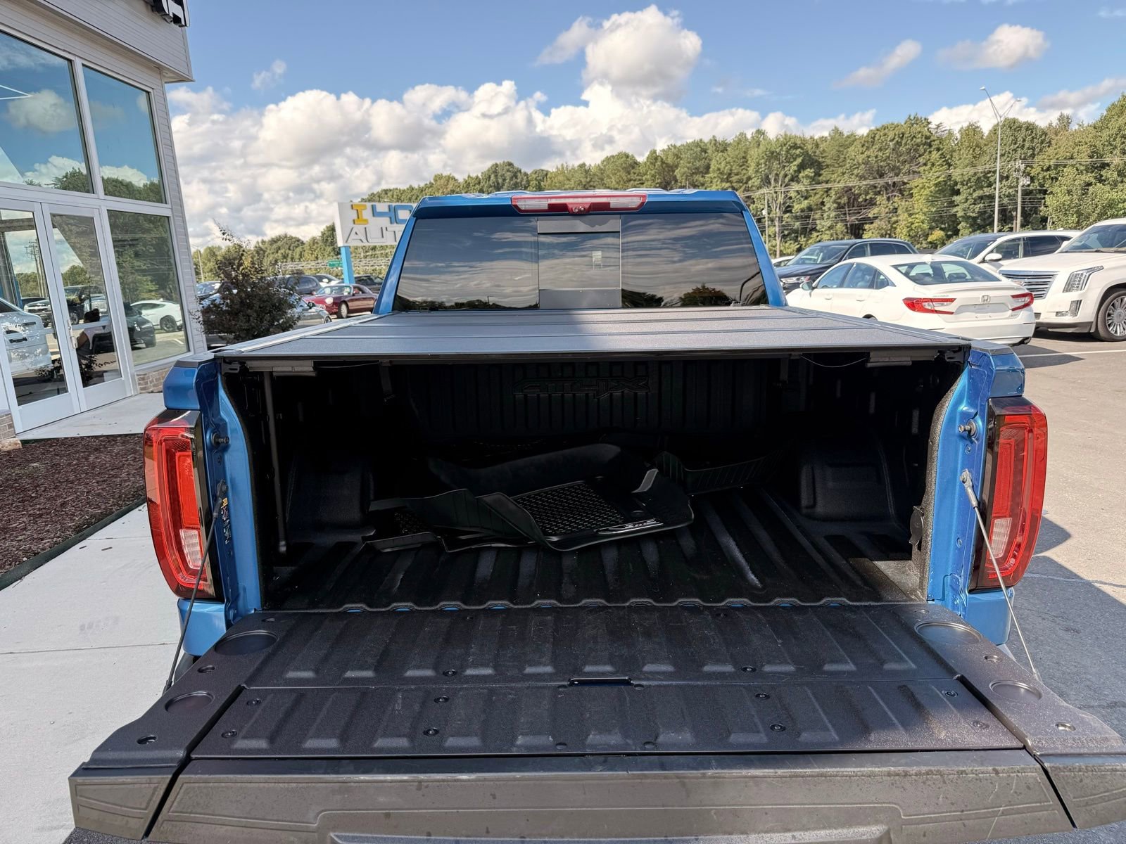 Used 2023 GMC Sierra 1500 AT4X image 59