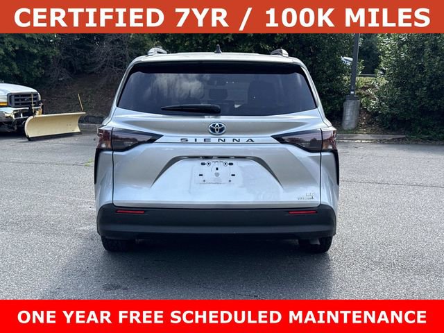 Used 2023 Toyota Sienna LE FWD image 3