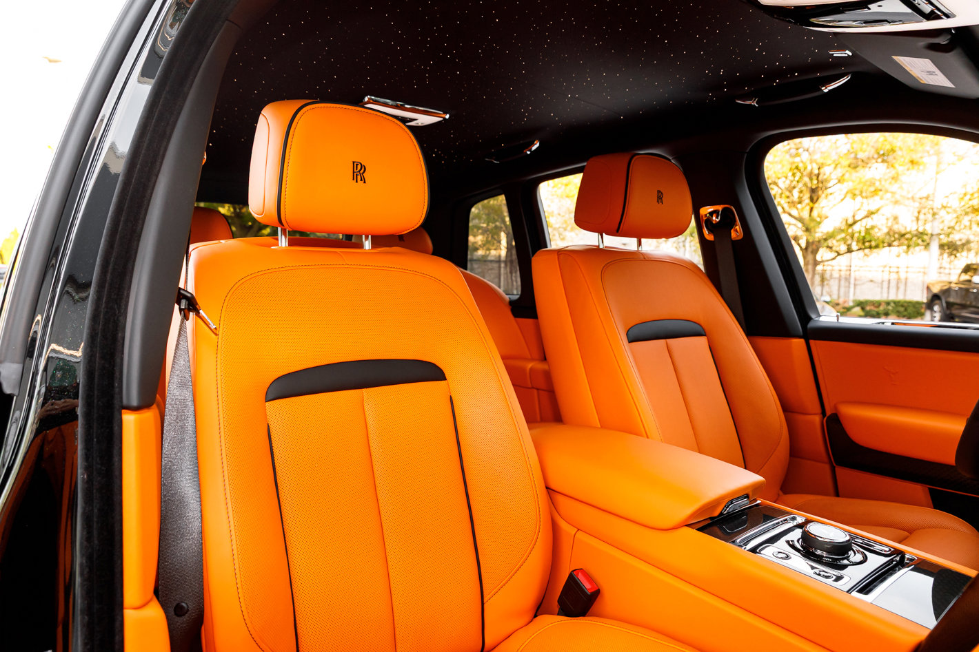 Certified 2024 Rolls-Royce Cullinan Black Badge w/ Driver's Package image 45