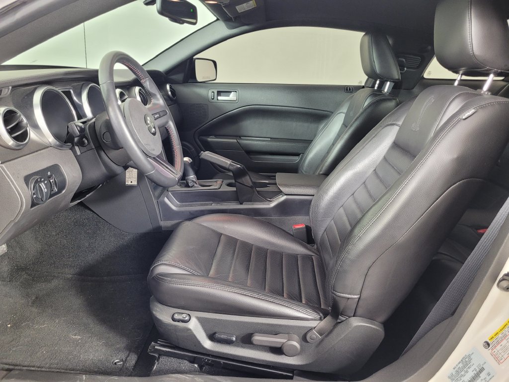 Used 2007 Ford Mustang Shelby GT500 RWD image 14