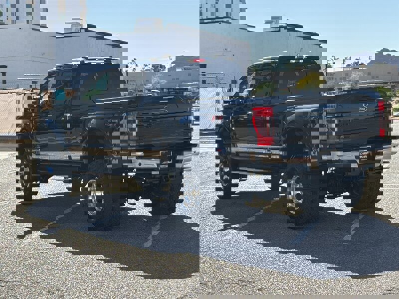 Used 2021 Ford F350 Lariat w/ Lariat Ultimate Package image 6