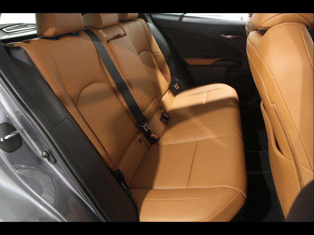 Certified 2020 Lexus UX 250h w/ Premium Package AWD/4WD image 18