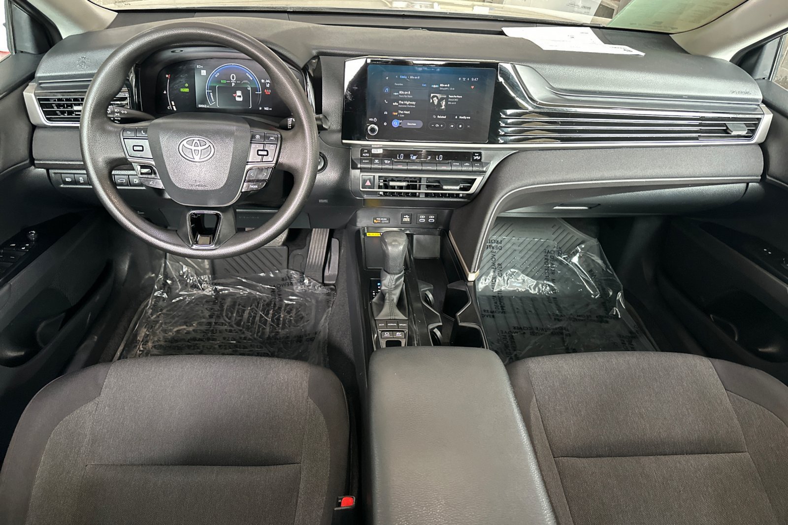 Used 2026 Toyota Camry LE FWD image 14