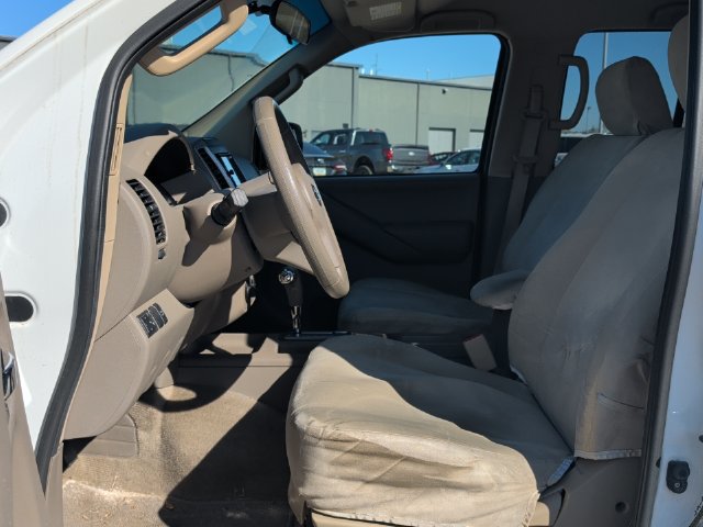Used 2012 Nissan Frontier SV AWD/4WD image 12