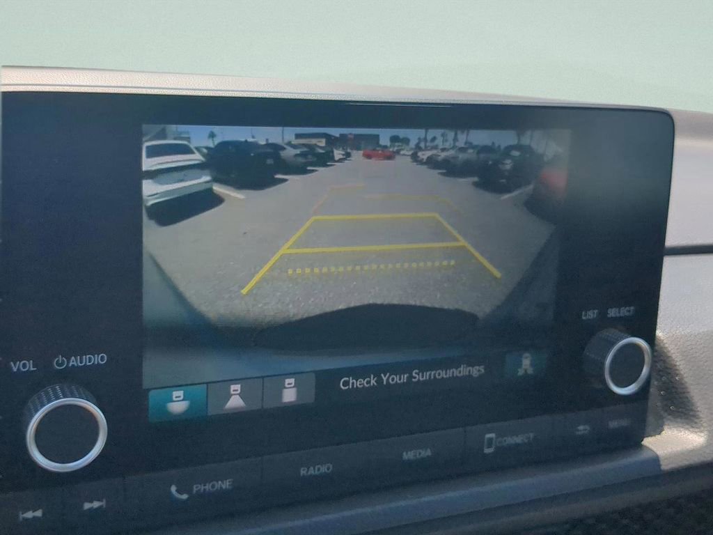 Used 2025 Honda CR-V EX image 18