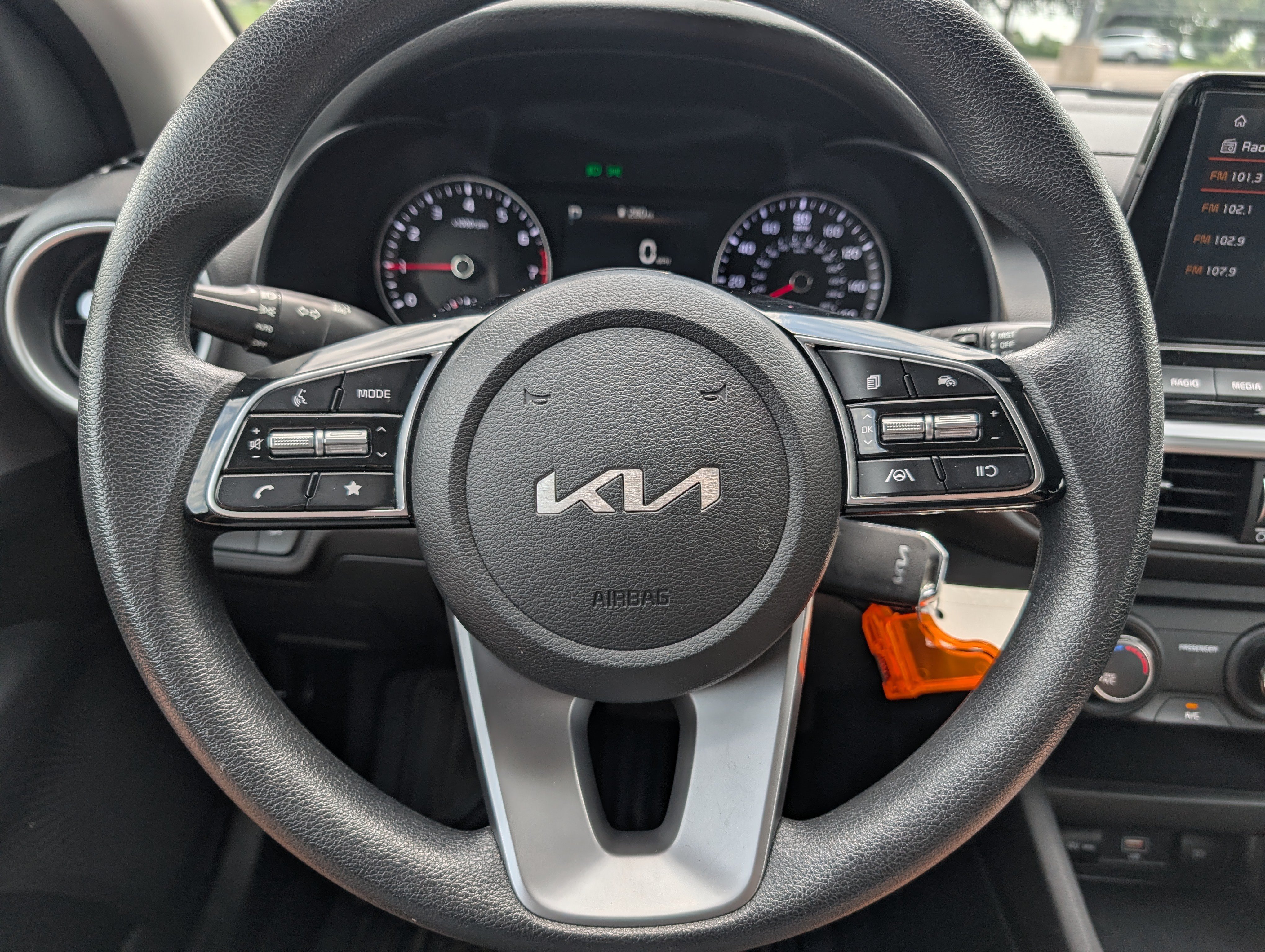 Certified 2024 Kia Forte LXS w/ LXS Technology Package FWD image 25