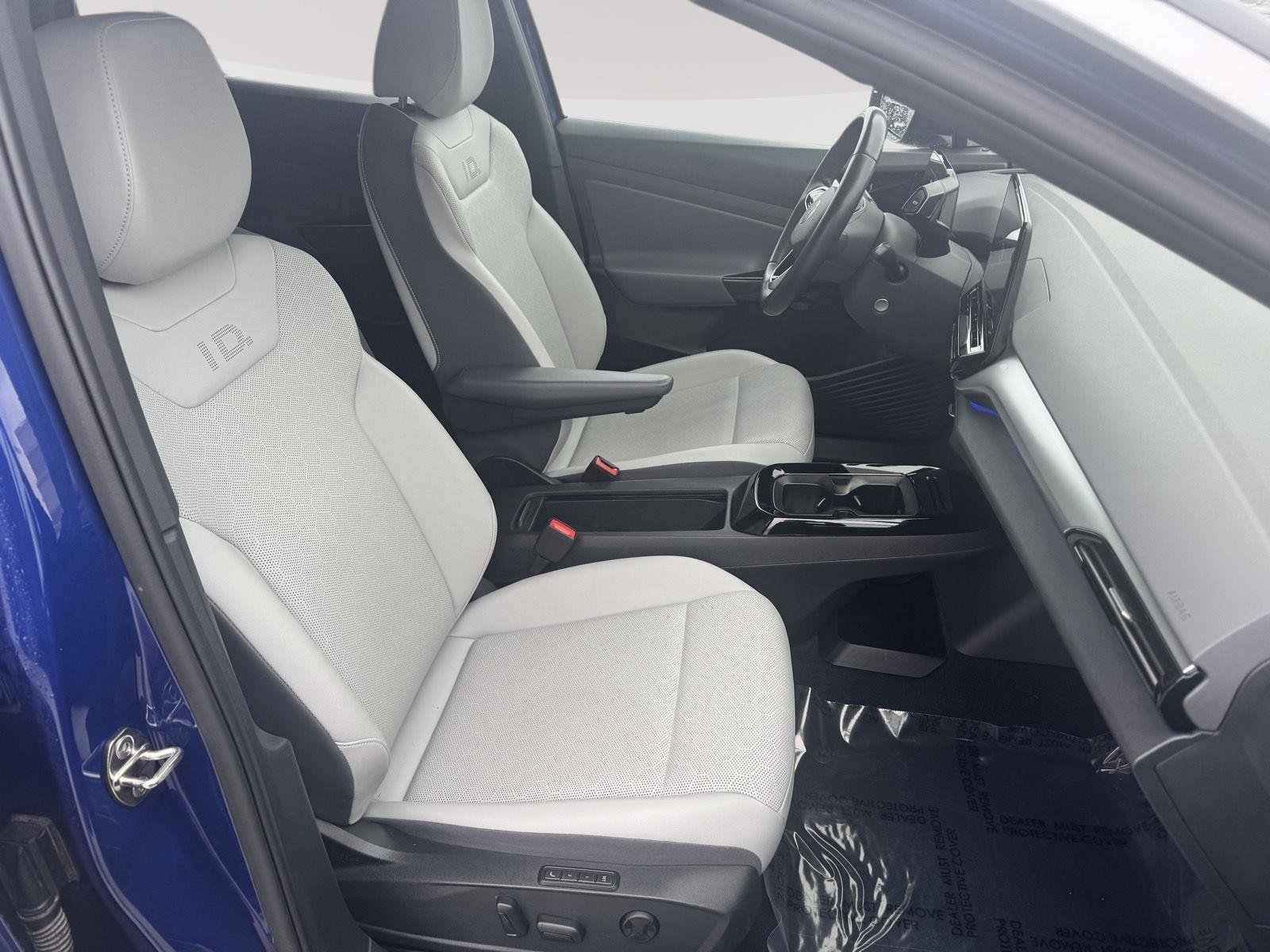 Used 2021 Volkswagen ID.4 Pro S w/ Gradient Package image 11