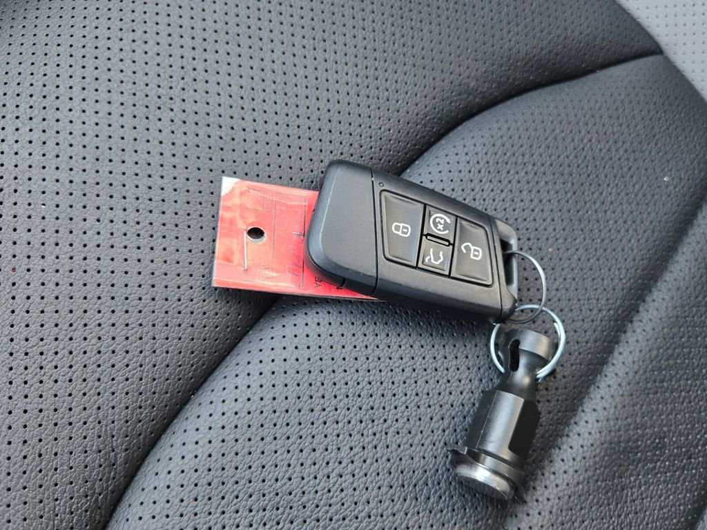 Certified 2024 Volkswagen Taos SEL image 19