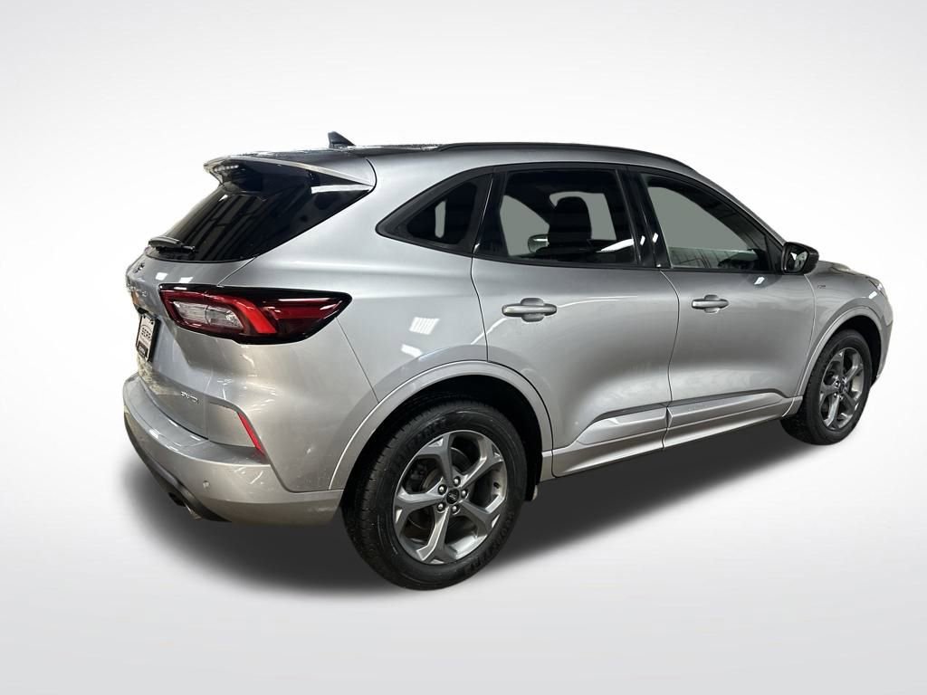 Used 2023 Ford Escape ST-Line w/ Tech Pack #1 image 5