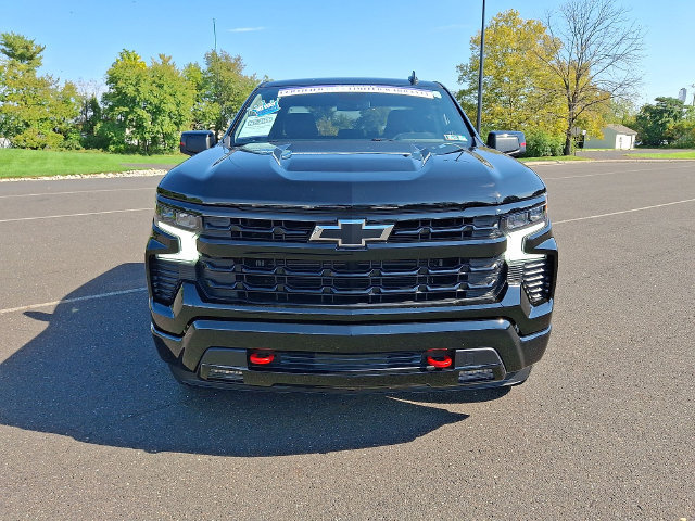 Used 2024 Chevrolet Silverado 1500 RST w/ Redline Edition AWD/4WD image 3