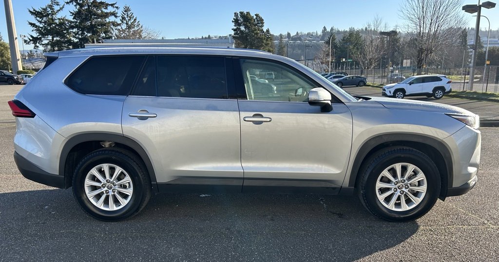 Certified 2025 Toyota Grand Highlander AWD image 4