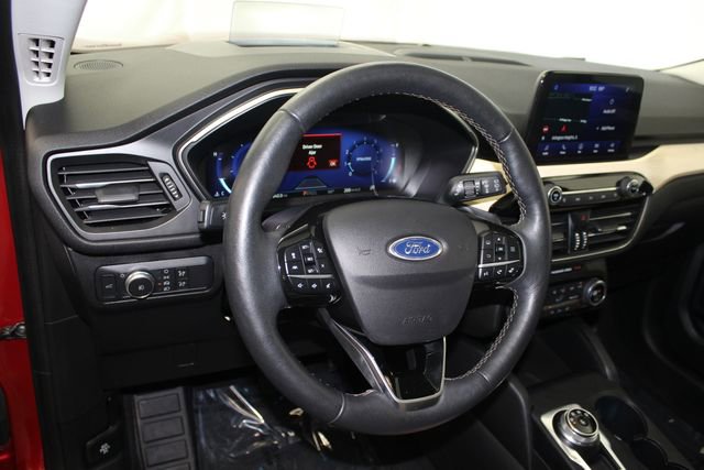 Used 2021 Ford Escape Titanium w/ Titanium Elite Package image 16