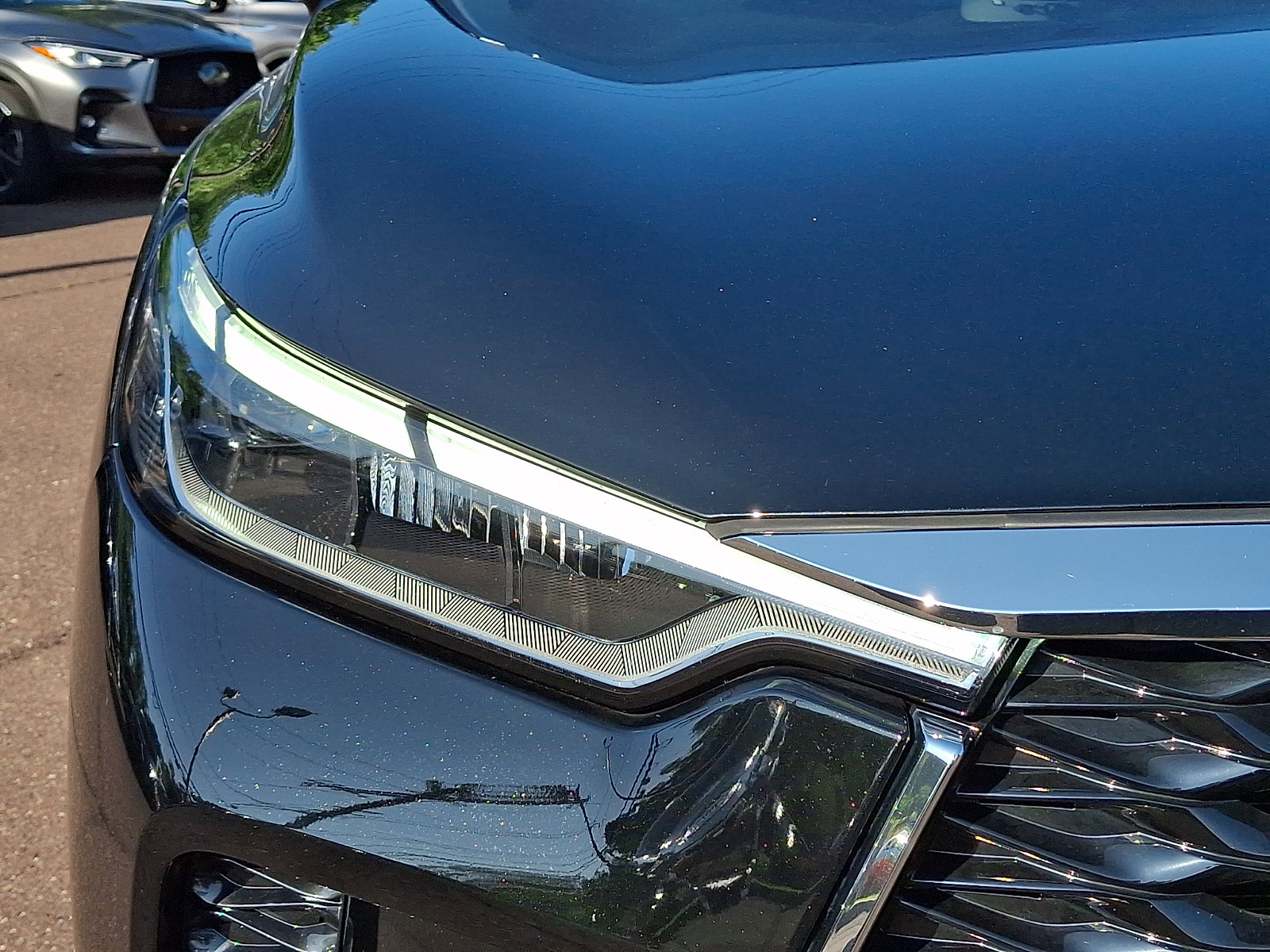 Certified 2023 INFINITI QX60 Luxe AWD/4WD image 9