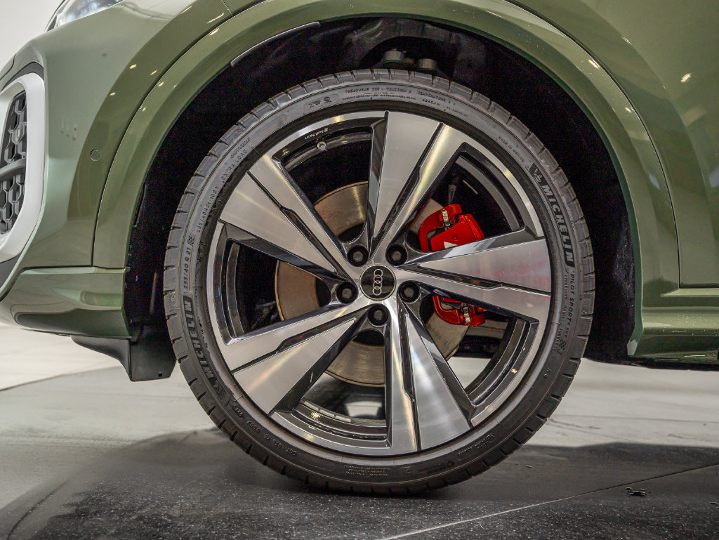 New 2026 Audi SQ5 Prestige AWD/4WD image 10